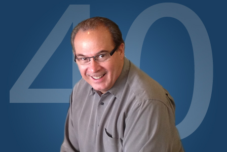Dan Schmidt commerating 40 years in opticianry